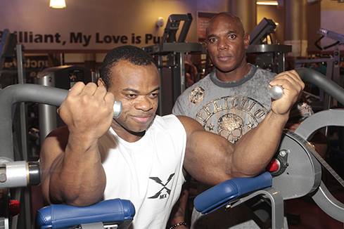 Flex Wheeler a Clarence DeVis