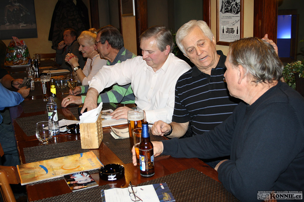Vil�m Svoboda, Libu�e Mazuchov�, Istv�n Fucsik, Zden�k Kr�l, Ota �kola, P�emysl Perbeck�