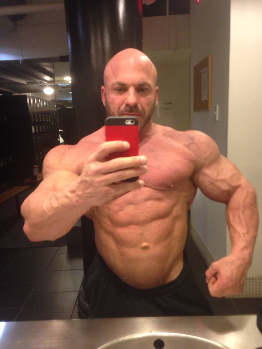 Mike Yablon 17 t�dn� p�ed New York Pro 2014