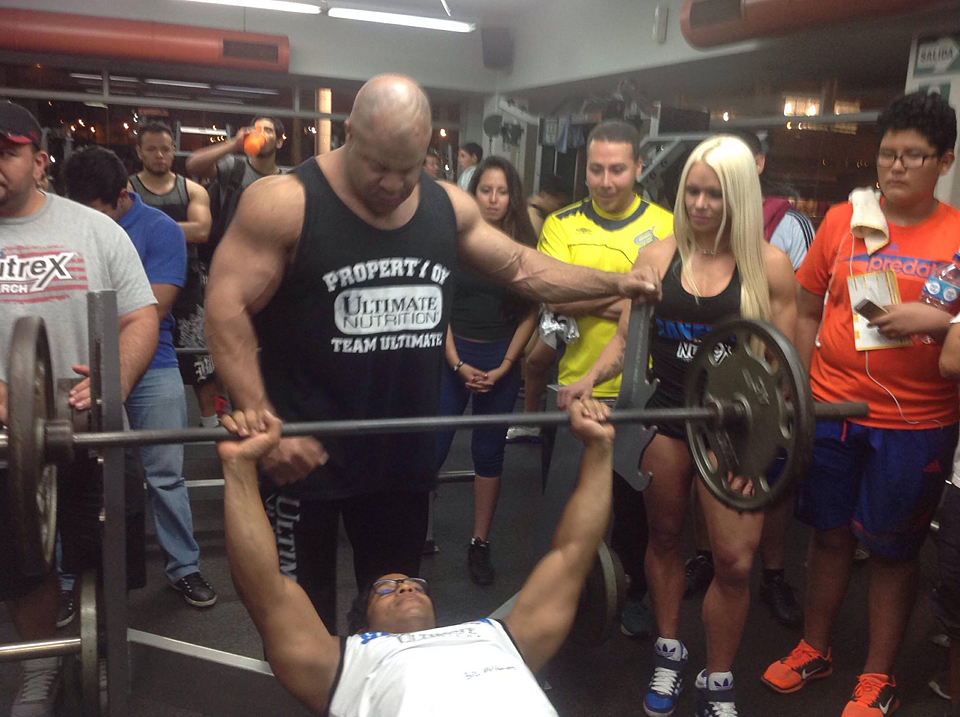 Bill Wilmore a Larissa Reis