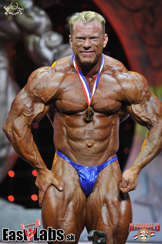 Dennis Wolf
