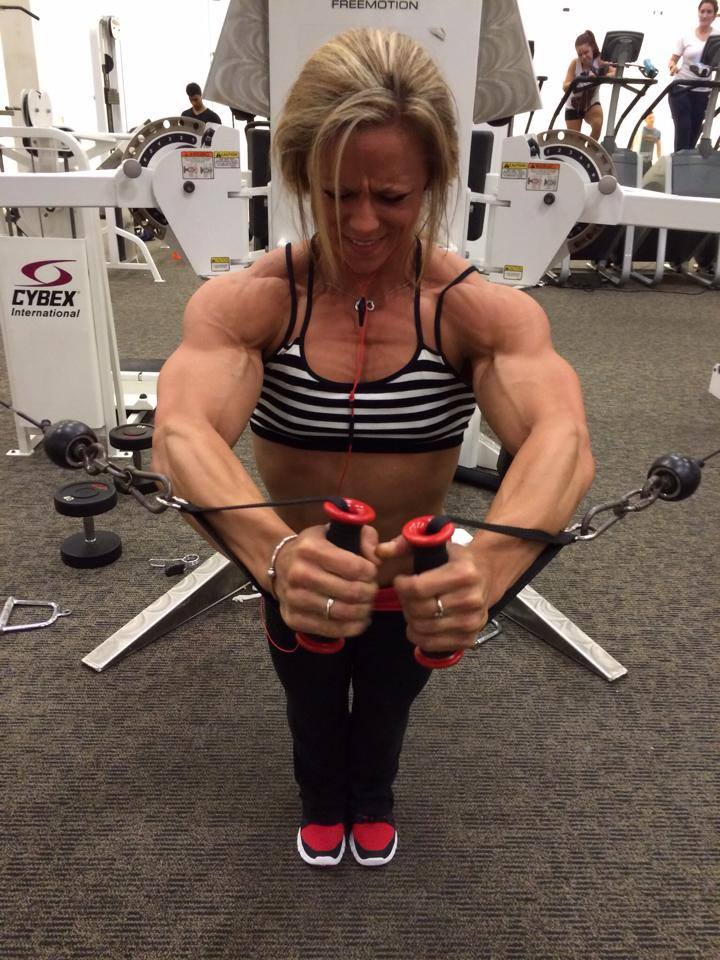 Danielle Reardon 8 dn� p�ed St. Louis Pro 2014