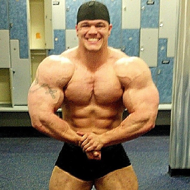 Dallas McCarver - aktu�ln� forma p�i 138 kg