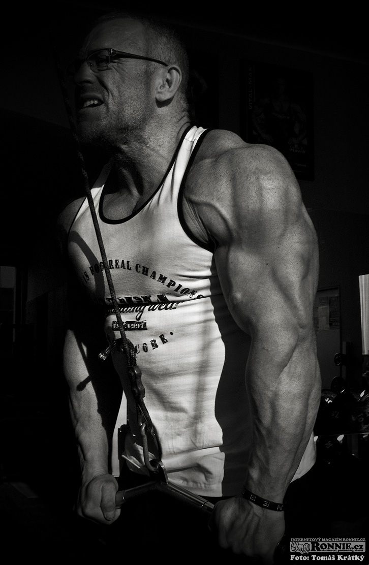 Petr Vani�