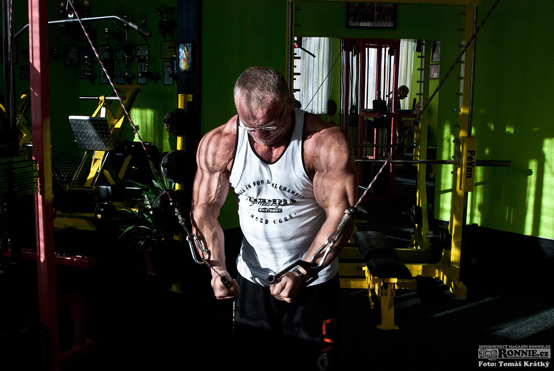 Petr Vani�