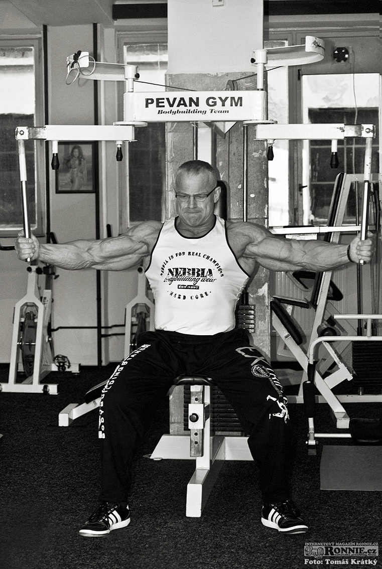 Petr Vani�