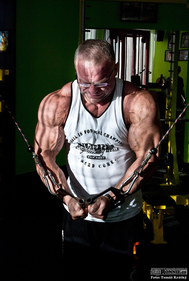 Petr Vani�