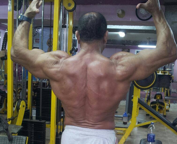 Esmat Sadek