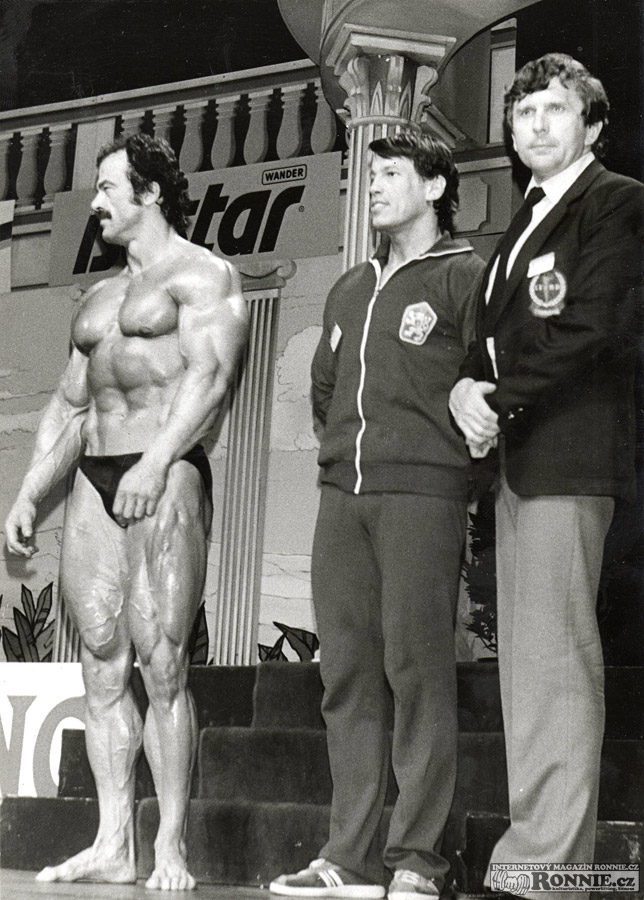 ME 1984, Haag - Alois Pek, Peter Ur��ek, rozhod�� Lud�k Nosek