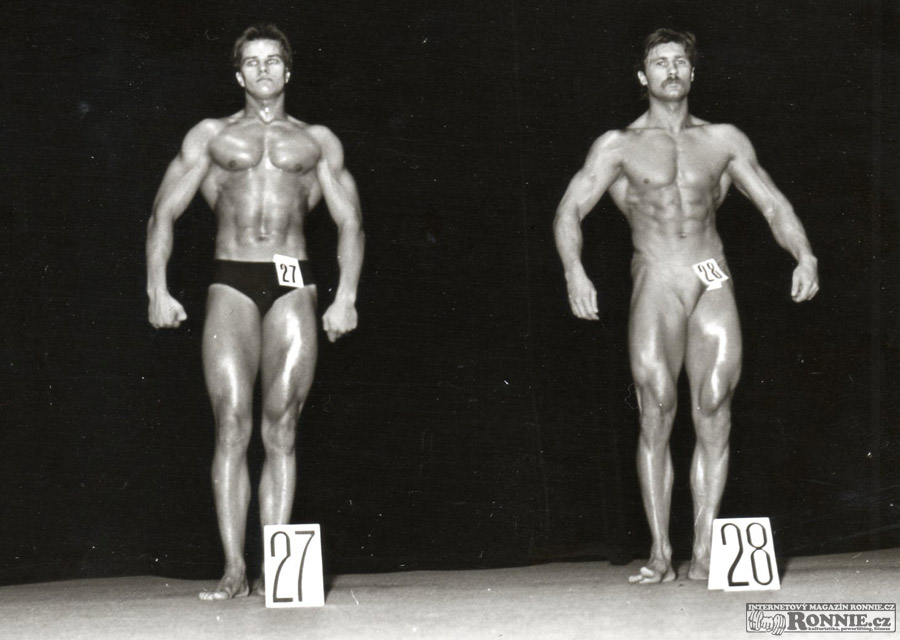GP Sandow 1982 - vlevo nad�jn� juniorsk� sv��enec Sandow�k Roman Du�ek