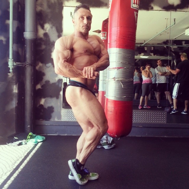 Derik Farnsworth 1,5 a t�dne p�ed Europa Supershow 2014