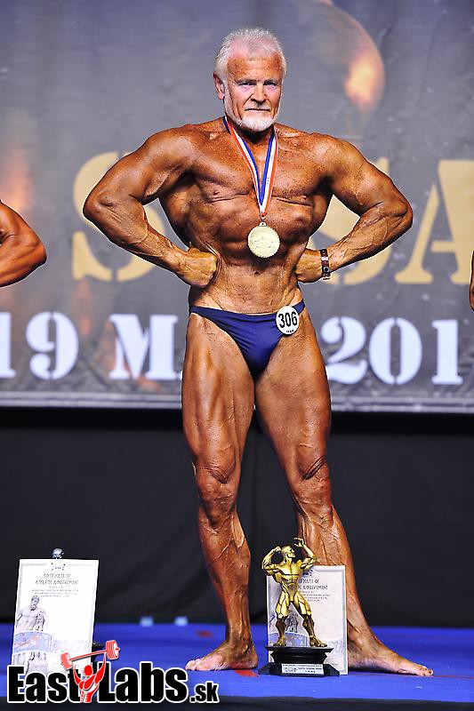 Miroslav Mr�z