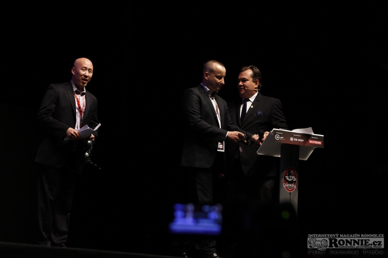 Robin Chang, Robert Speychal, Michal Dus�k�