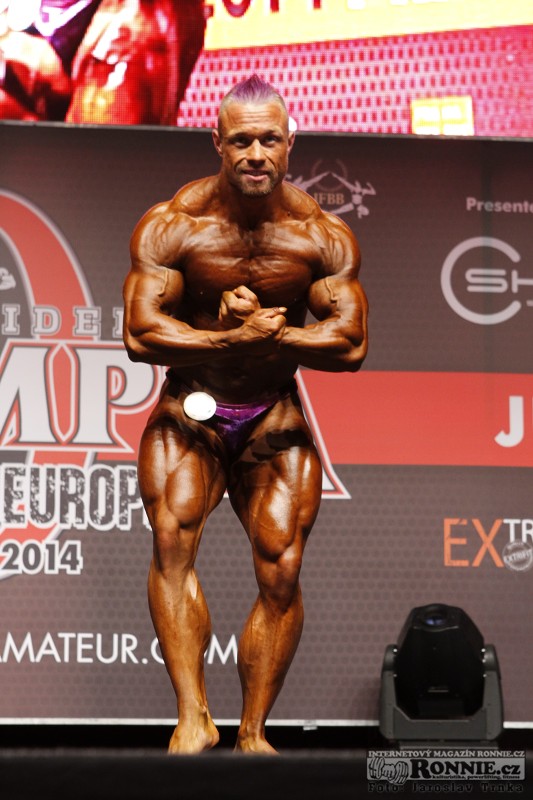 Filip Grzn�r�