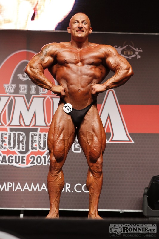 Tomasz Lech�