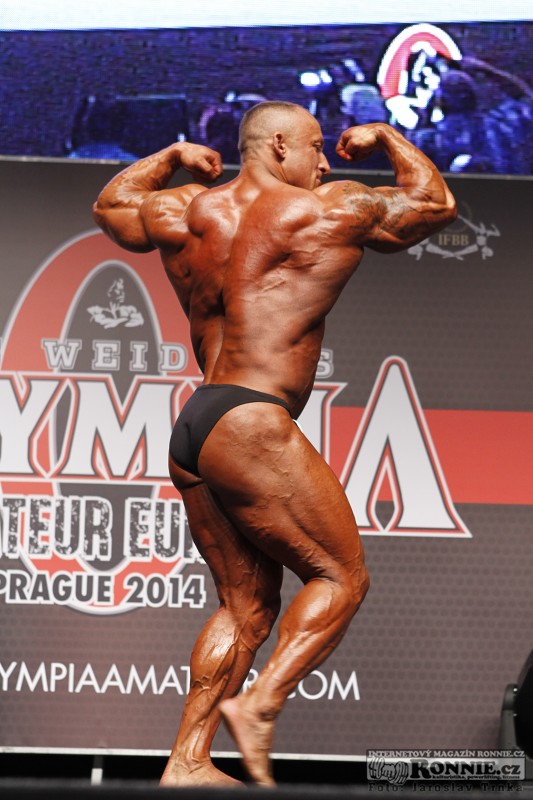 Tomasz Lech�