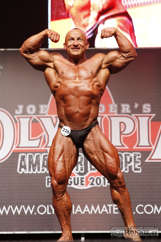 Tomasz Lech�
