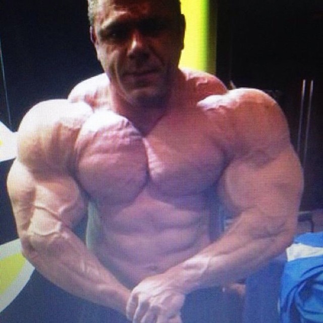 Justin Compton