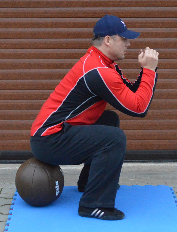 Squat (a)