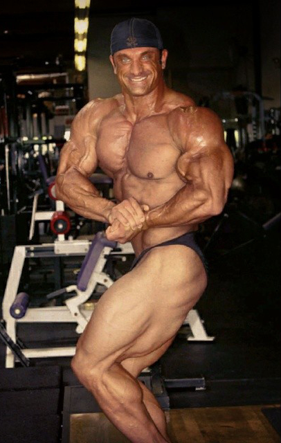 Dan Decker 3 t�dny p�ed Wings of Strength Chicago 2014