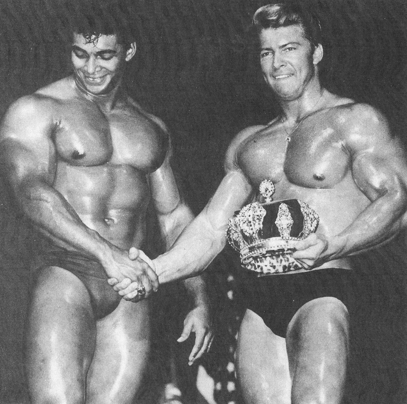 Harold Poole a Larry Scott na Mr. Olympia 1965