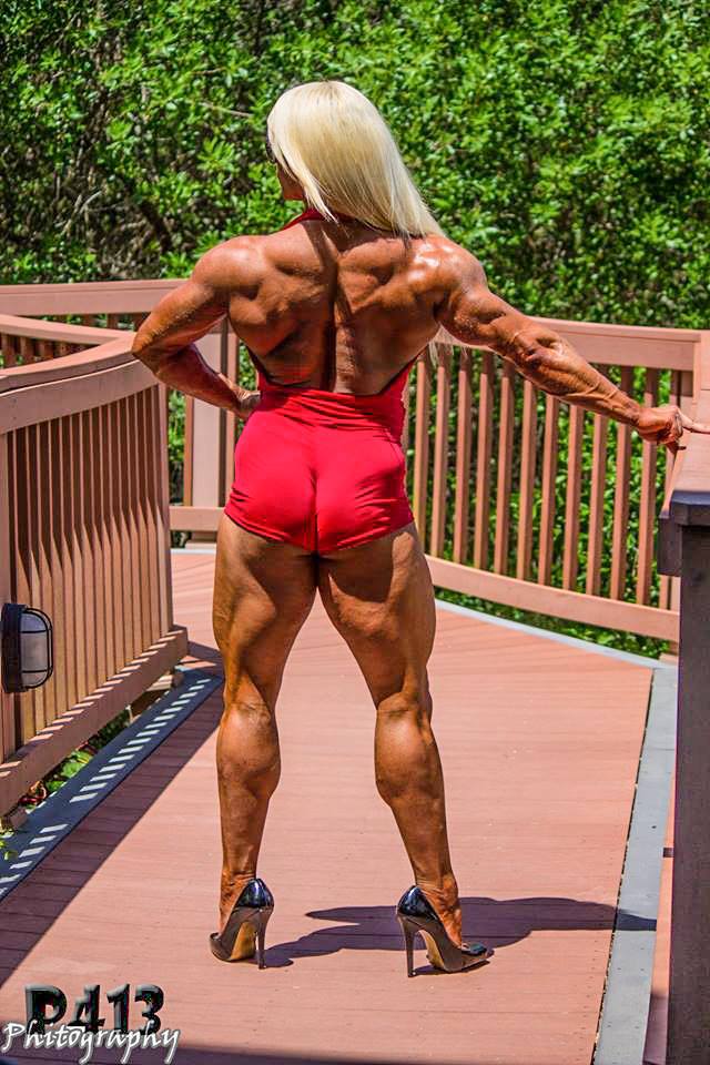 Lisa Cross