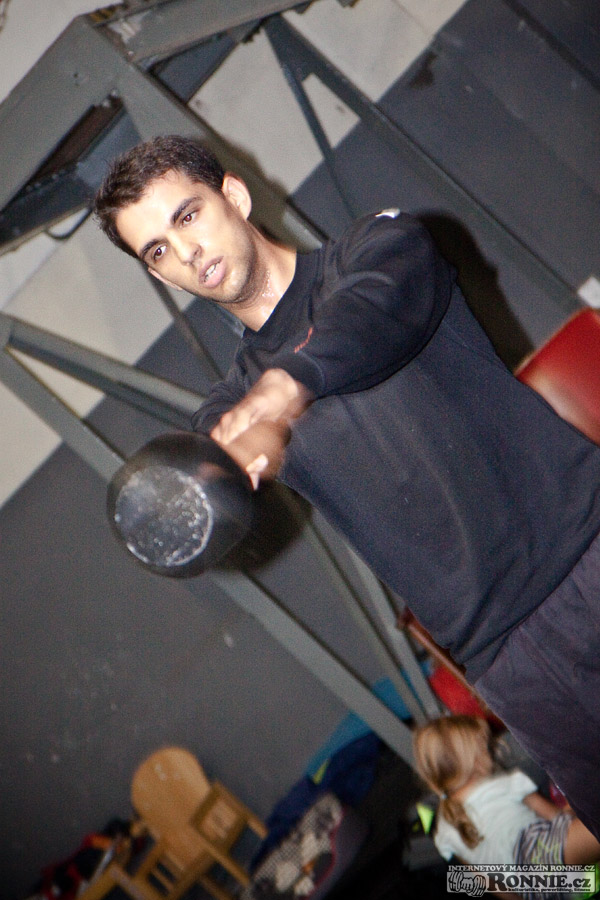 Foundation Course v CrossFit Committed