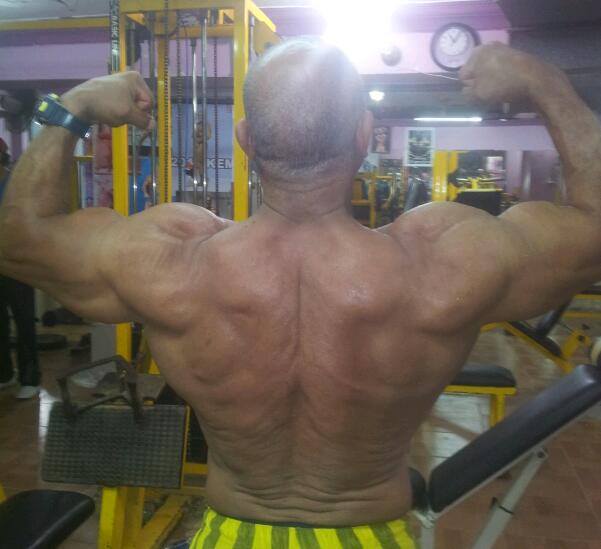 Esmat Sadek