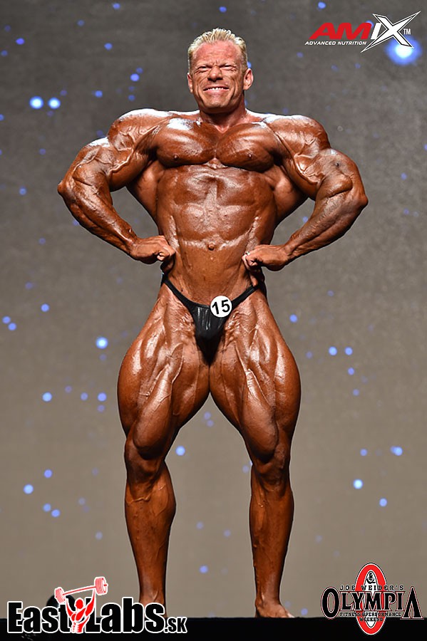 Dennis Wolf