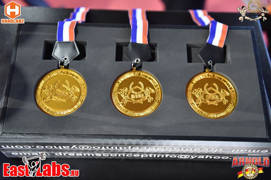 Medaile pro ��astn�ky Arnold Classic Europe 2014
