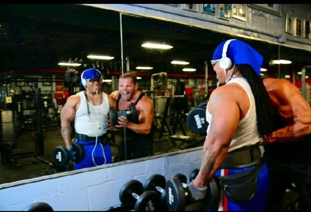 Evgeny Mishin a Melle Mel