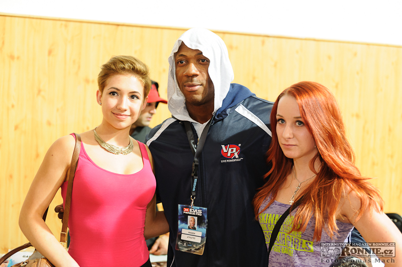 Shawn Rhoden�