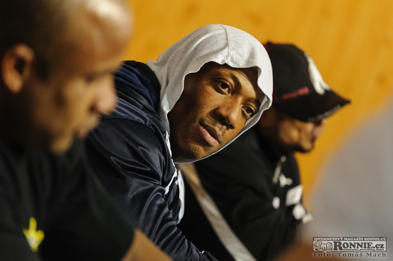 Shawn Rhoden�