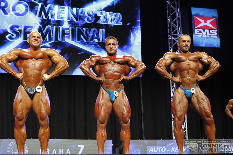 Lee Powell, Pierre Chamoun, Mirsad Terzo�