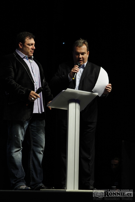 Bob Cicherillo, Michal Dus�k