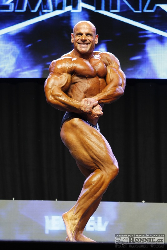 Lee Powell