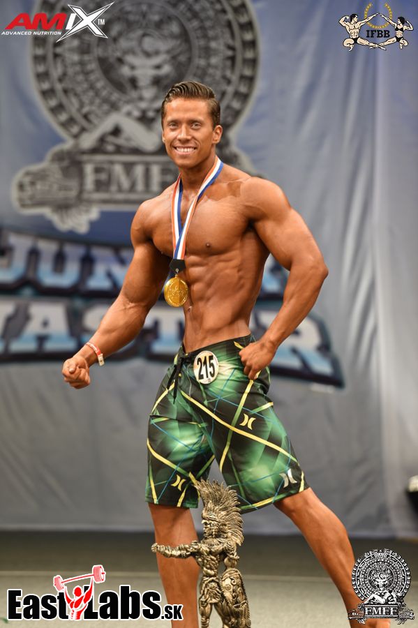 Oscar Robles Urquidez