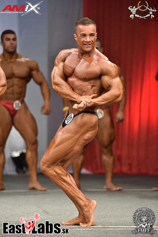 Dennis Arnold