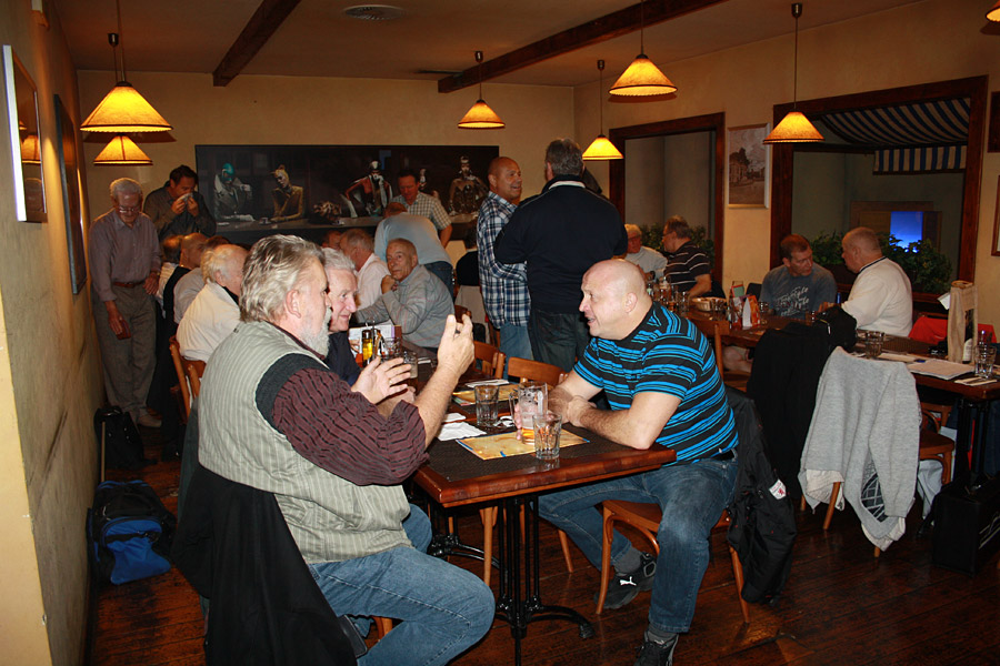 ��st ��astn�k� v �iv� debat�