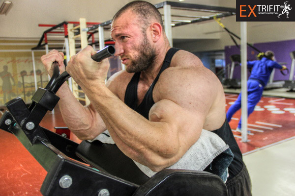 Petr B�ezna