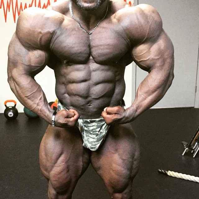 Charles Dixon 4 dny p�ed Arnold Classic 2015