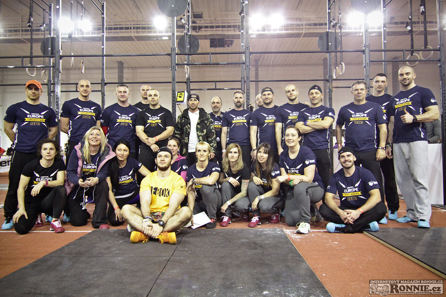 Central Europe Throwdown 2015 - t�m rozhod��ch
