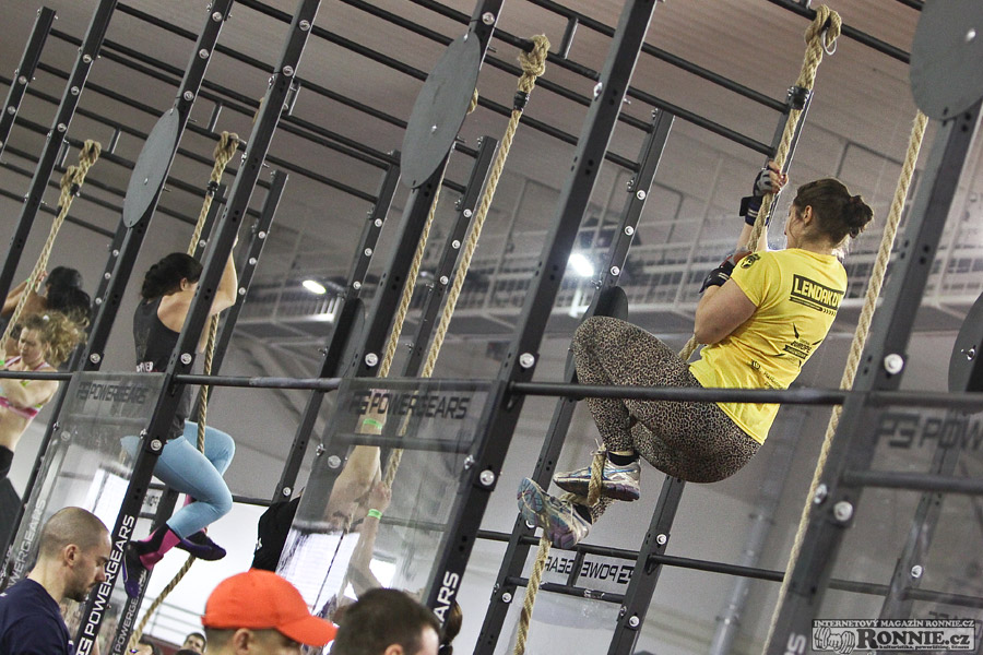 Central Europe Throwdown 2015 - Lucie Len%d�kov�