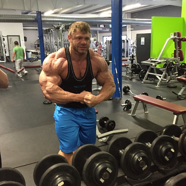 Justin Compton