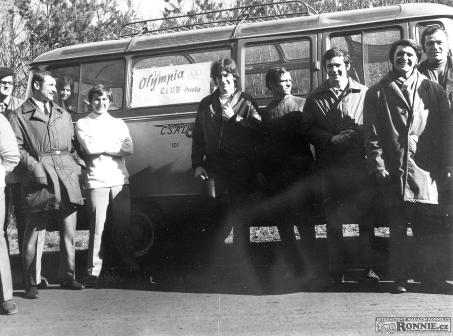 1971 - Mistrovstv� �SSR, St��bro - odd�l Olympia Praha