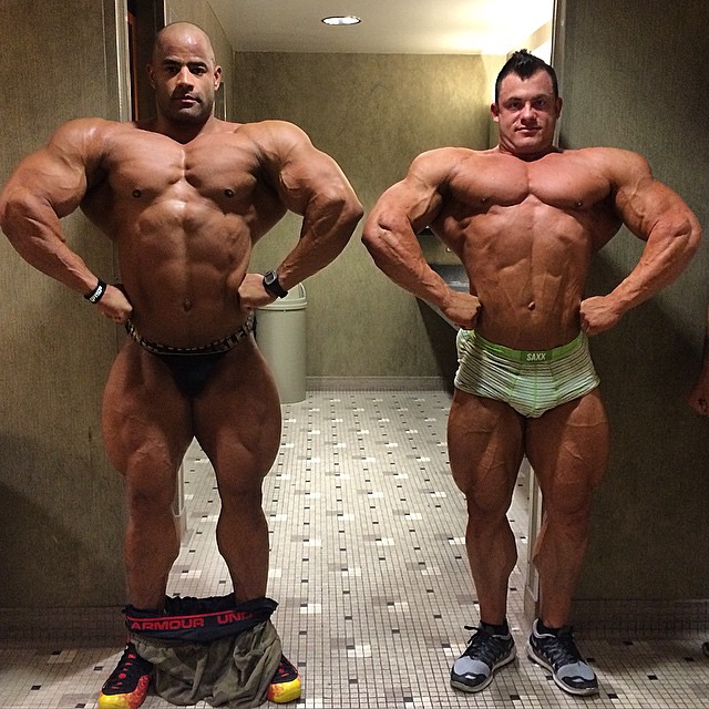 Manuel Romero a Dana Baker