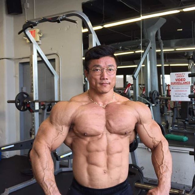 Kyung Won Kang 2 t�dny p�ed Olympia 212 Showdown 2015