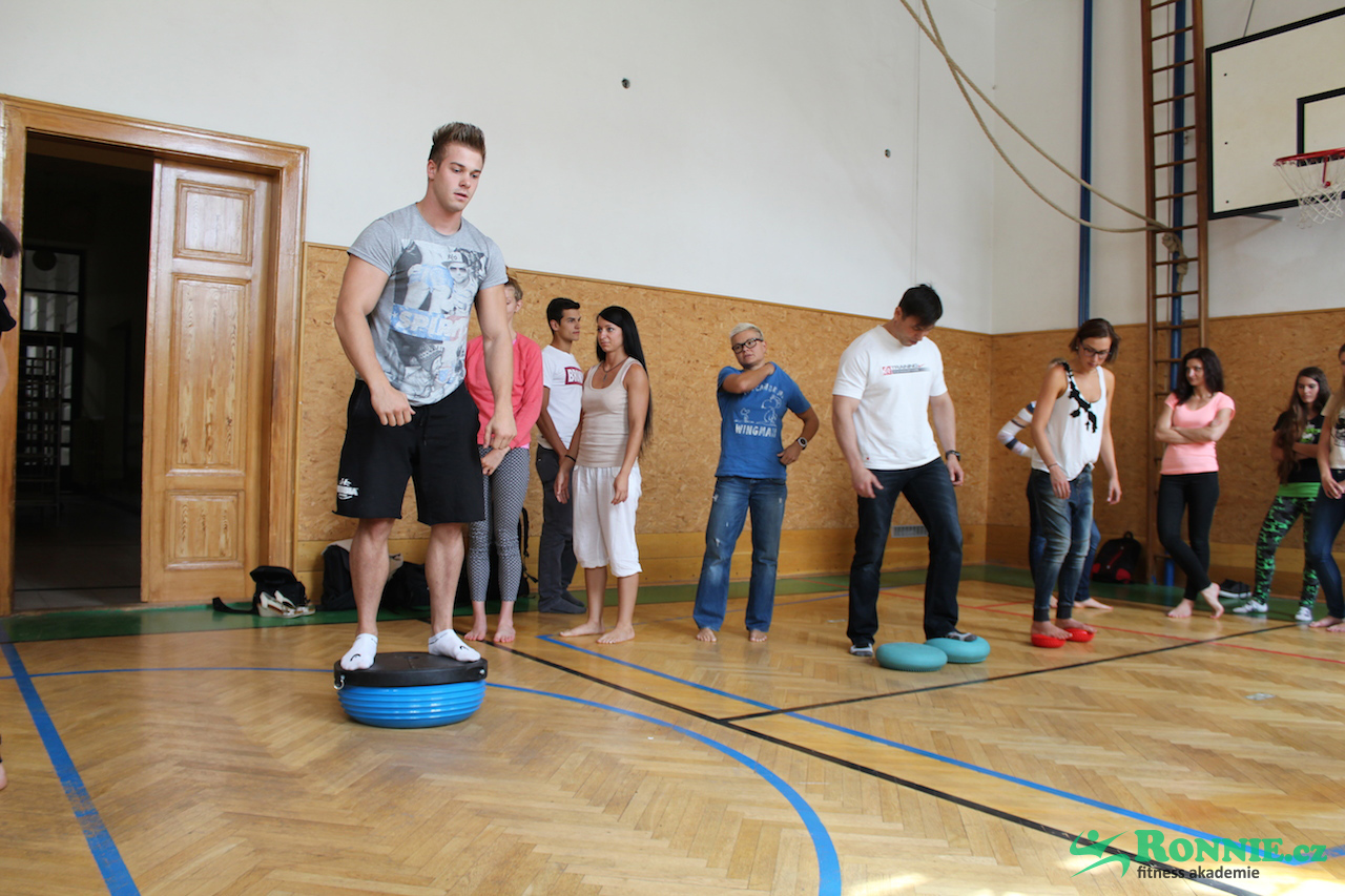 Fitness akademie Ronnie.cz - kurz instruktora fitness a kulturistiky