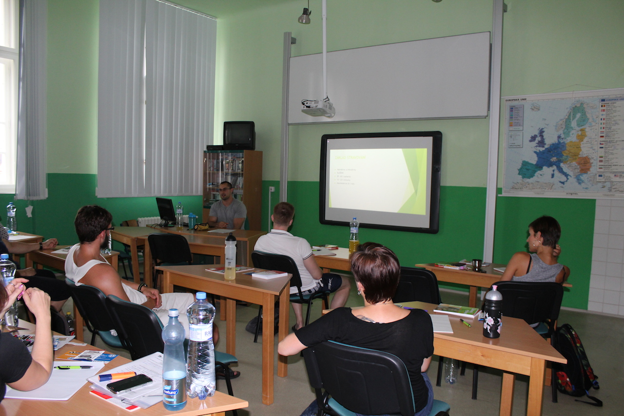 Fitness akademie Ronnie.cz - kurz poradce pro v��ivu