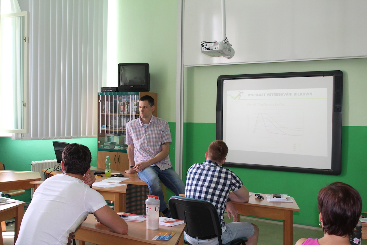 Fitness akademie Ronnie.cz - kurz poradce pro v��ivu